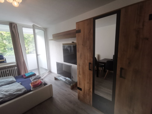 Fully furnished apartment in a central location, 5 minutes to the U1 subway station Rotkreuzplatz - Gallery - 3