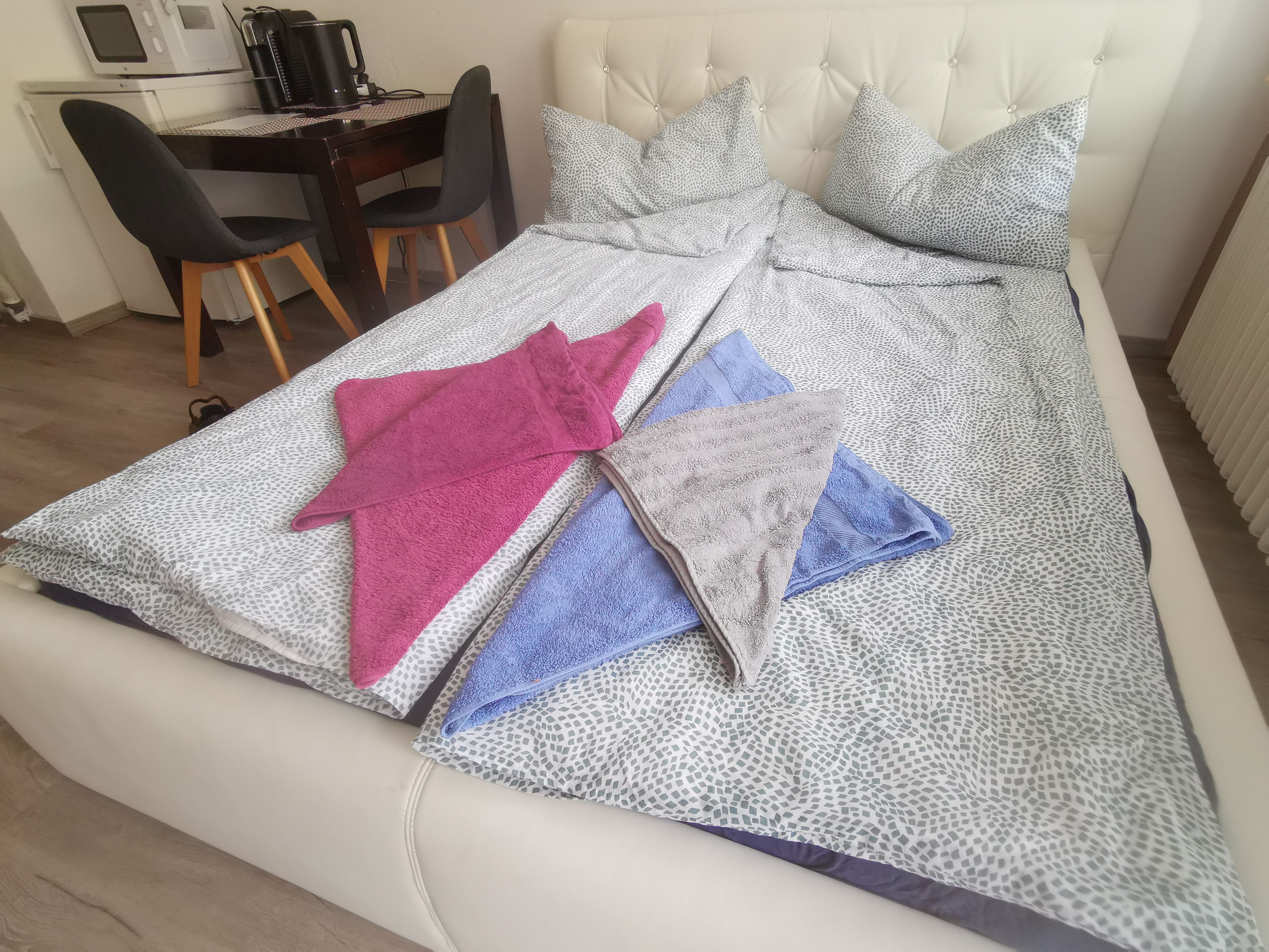 Fully Furnished Apartment In A Central Location, 5 Minutes To The U1 Subway Station Rotkreuzplatz - 1