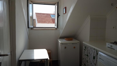 Appealing studio close to Panteão Nacional - Gallery - 5