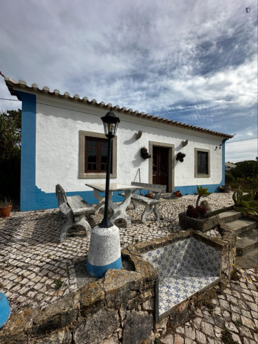 Traditional Portuguese Cottage w/ Terrace, 8 min Walk to Beach - Gallery - 7