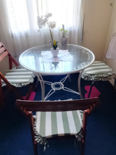 Cozy Single Bedroom close to Algés Train Station - Gallery - 6