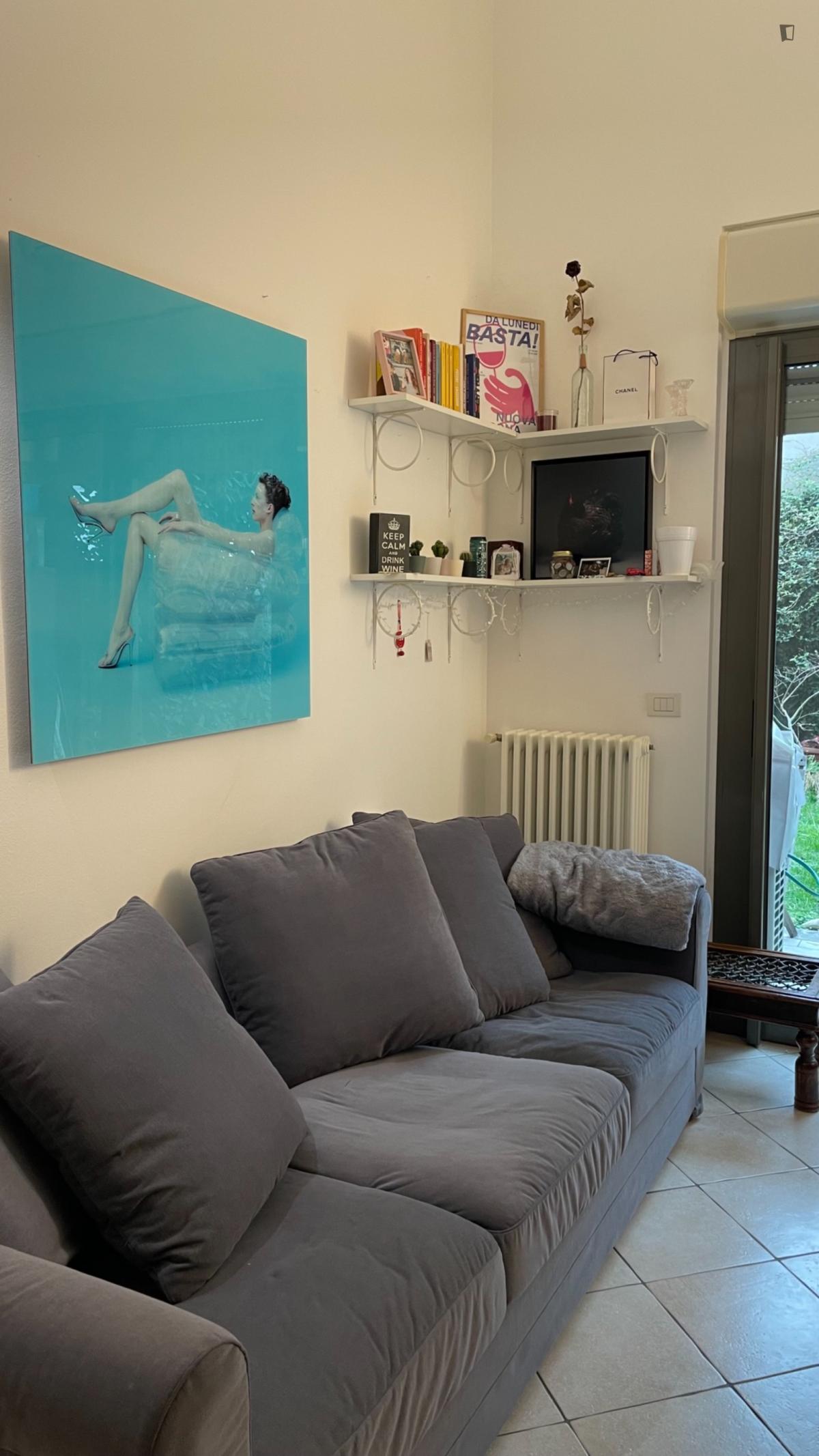 Apartment With Garden - 9