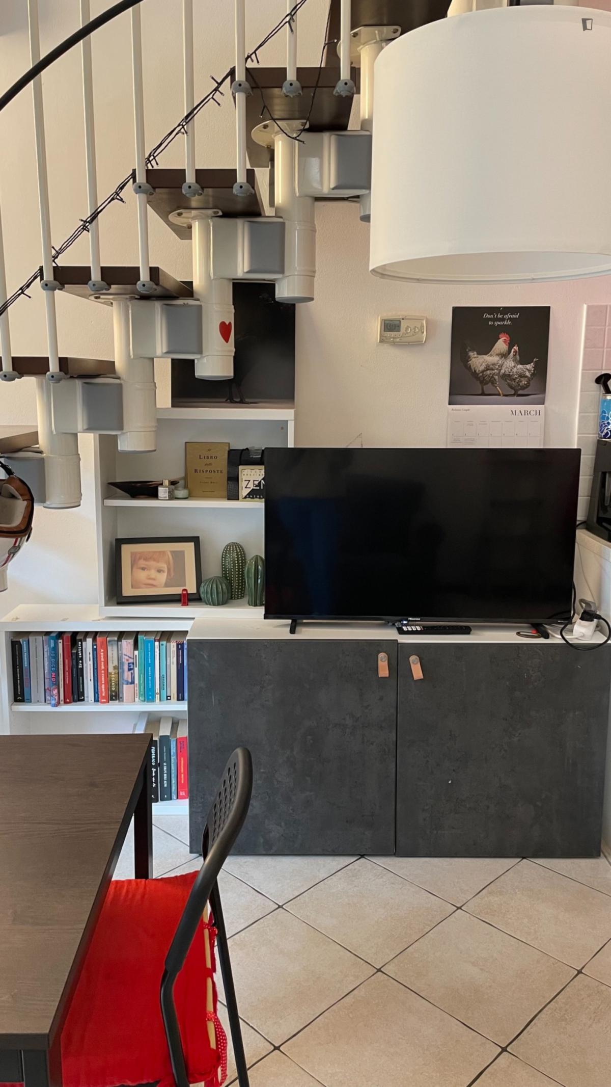 Apartment With Garden - 8