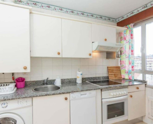 Apartment in Calle Isaac Peral, Santander for 80 m² with 3 bedrooms - Gallery - 2