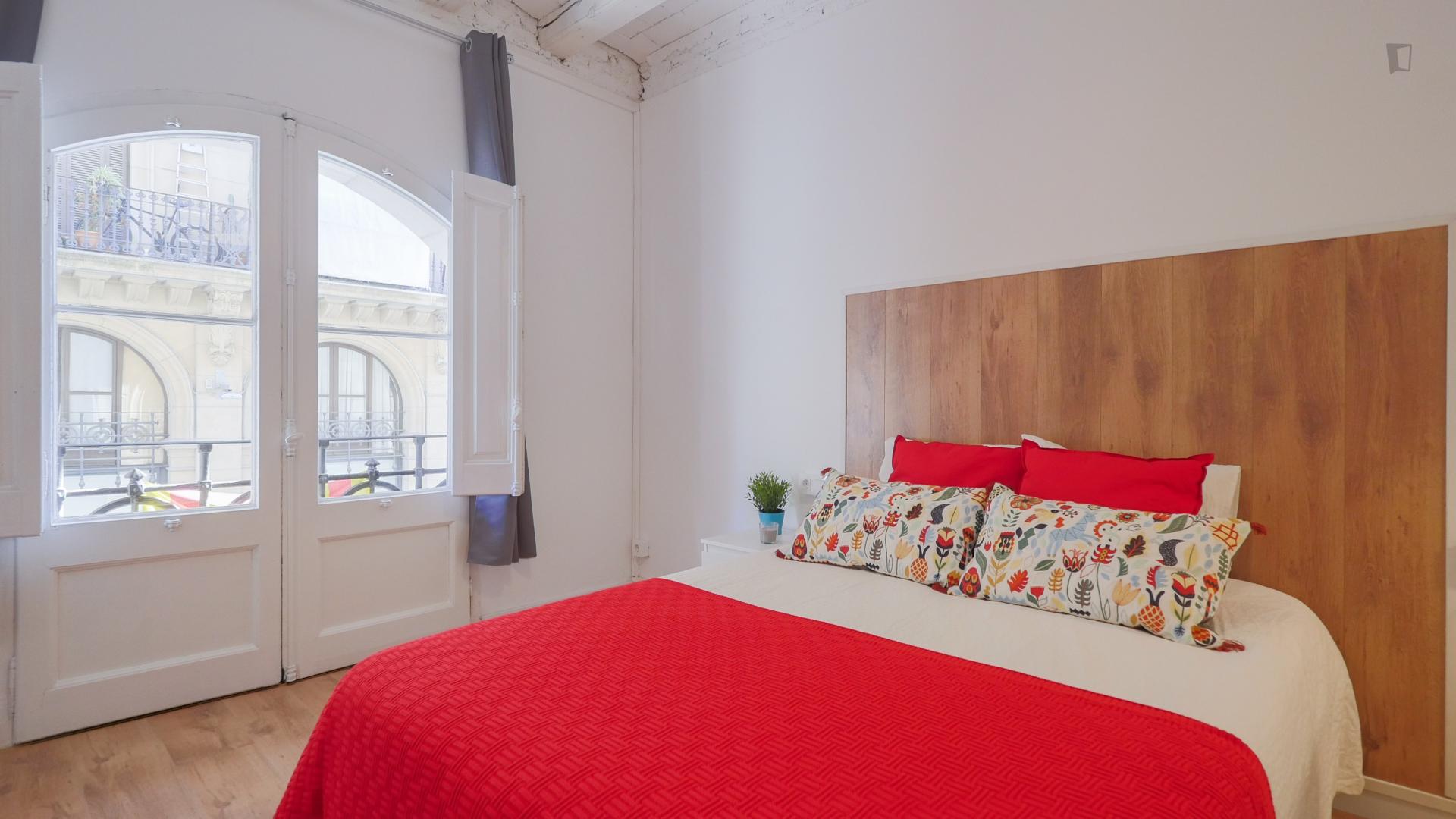  Alluring Double Bedroom In A Student Flat, In Sant Pere, Santa Caterina I La Ribiera  -  Alluring double bedroom in a student flat, in Sant Pere, Santa Caterina i la Ribiera  - Gallery -  1