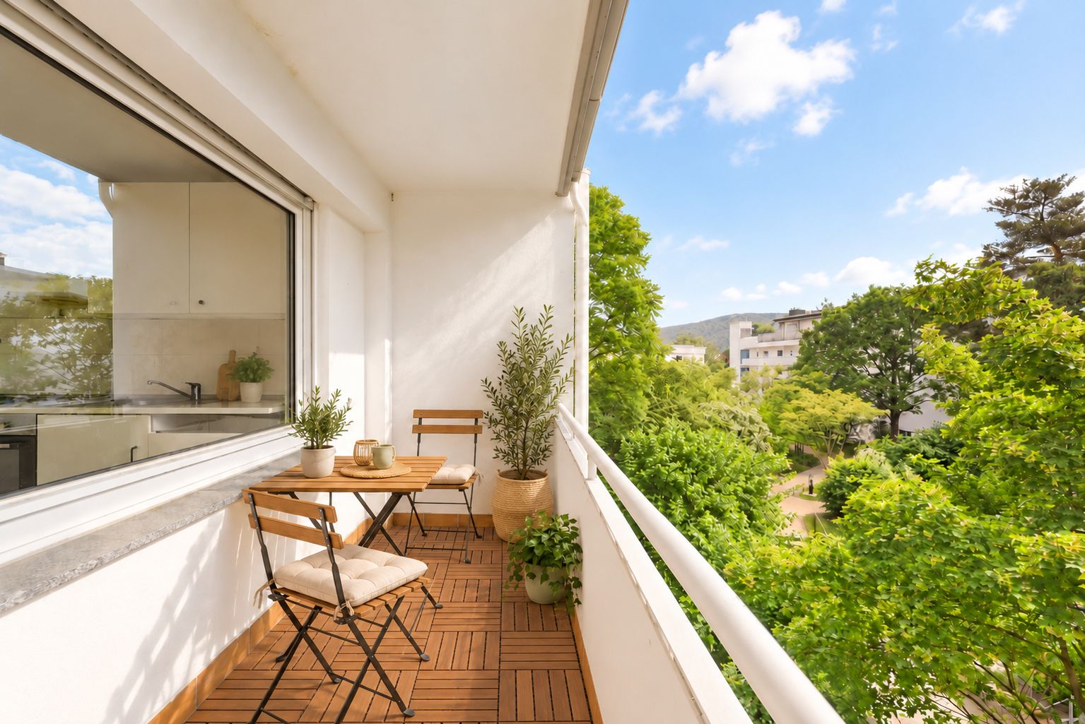 Modern Furnished 3-Room Apartment With 2 Balconies In Heidelberg – First Occupancy After Renovation - 2