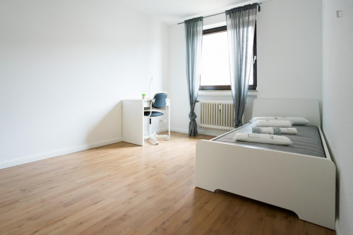 Alluring single bedroom in residential Wersten - Gallery - 27