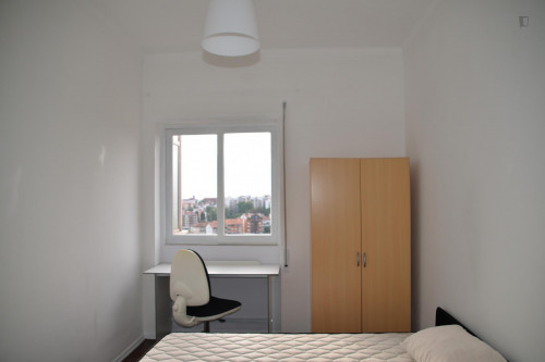 Cosy double bedroom in Olivais - Gallery - 19