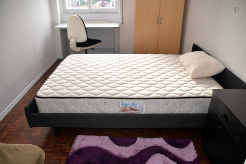 Cosy double bedroom in Olivais - Gallery - 18