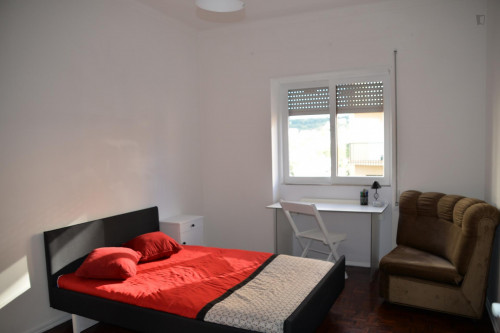 Delightful double bedroom in Olivais - Gallery - 10