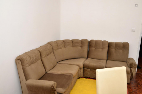 Delightful double bedroom in Olivais - Gallery - 12