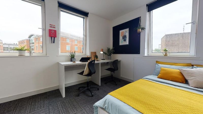  Gold Studio Premium  -  IQ Newland House  - Gallery -  3