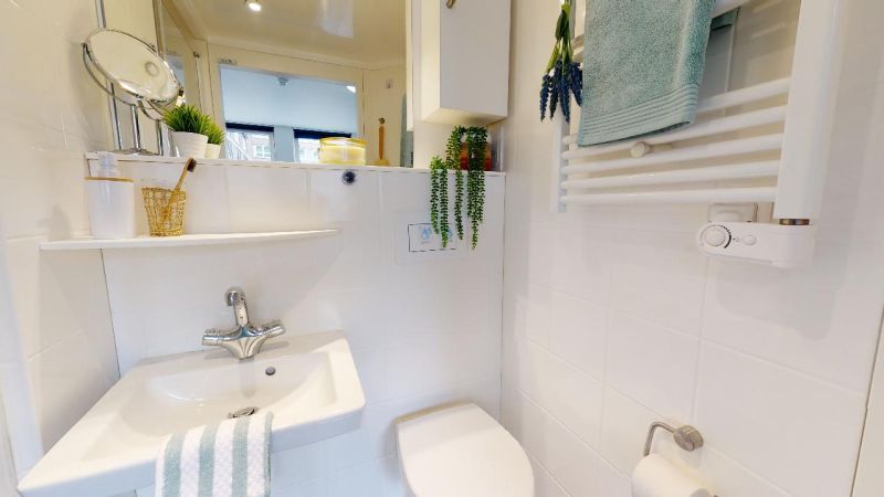  Platinum Studio Plus  -  IQ Newland House  - Gallery -  4