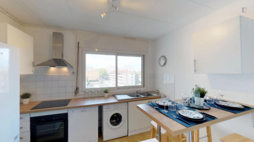 Splendid double bedroom near Parc Sergent Blandan - Gallery - 4