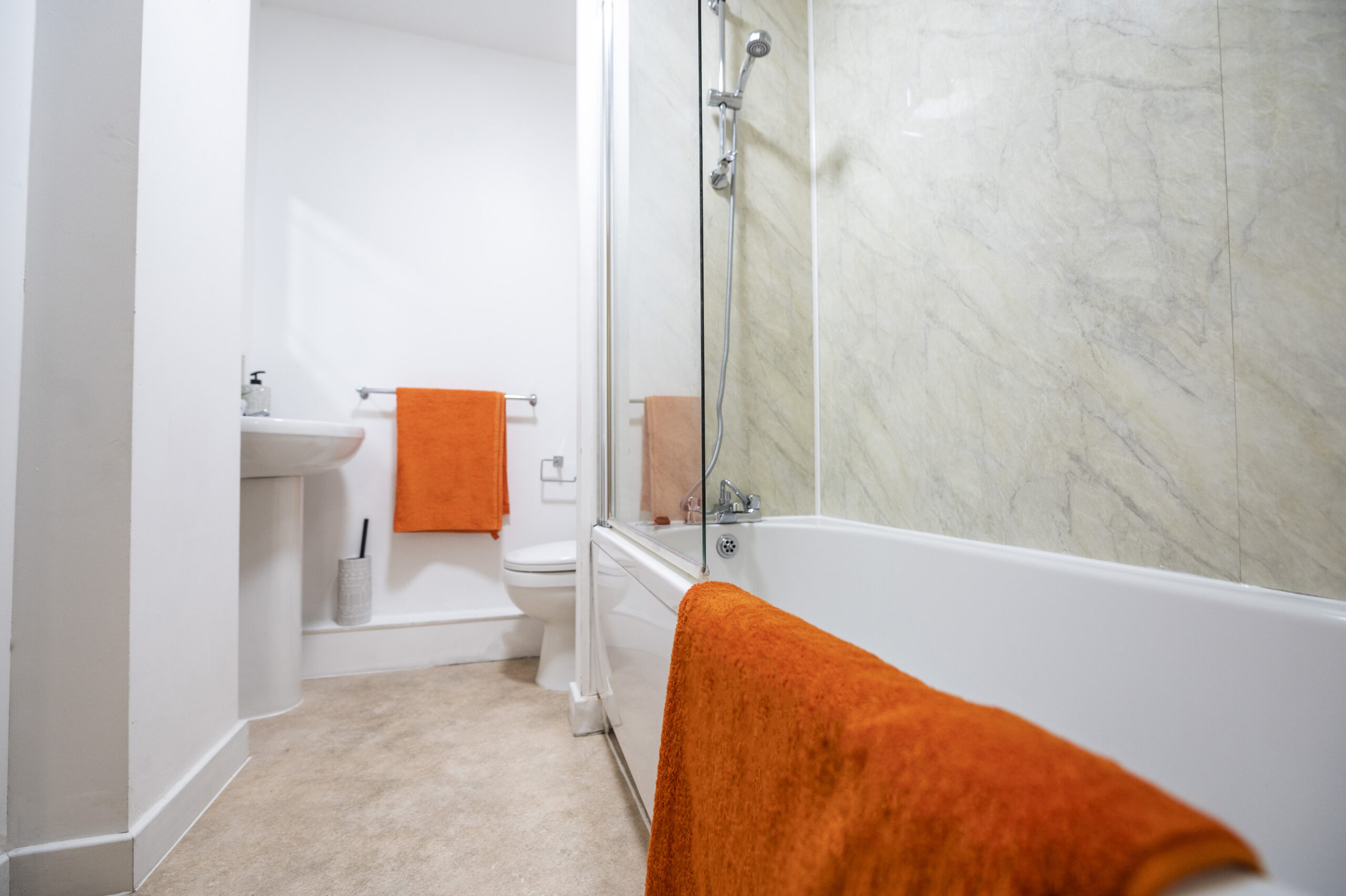  One-Bedroom Apartment  -  Rede House  - Gallery -  7