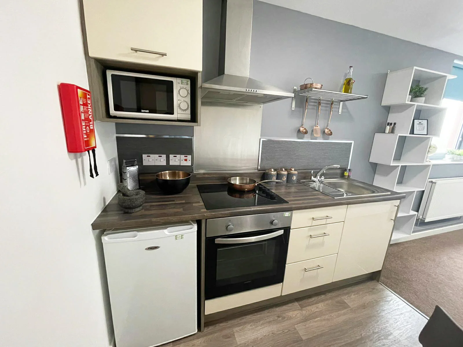  Plus One-Bedroom Apartment  -  Rede House  - Gallery -  6