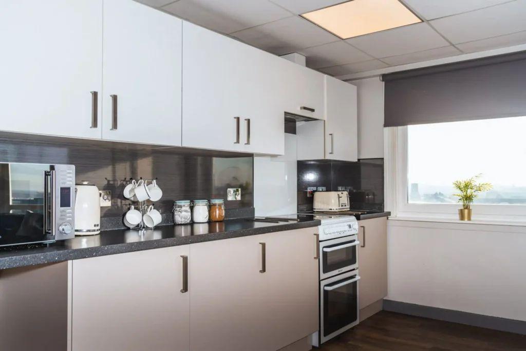 Ground Floor En Suite - 23
