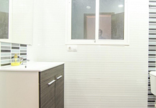 Alluring single bedroom near Universidad Católica de Valencia San Vicente Mártir  - Gallery -  5