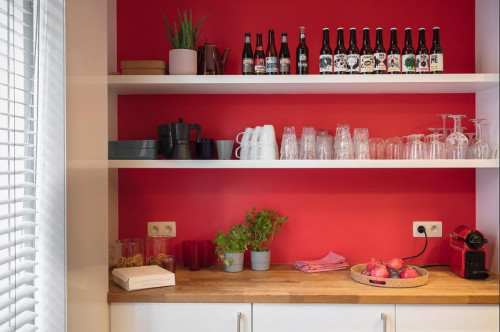 Comfortable Bright House w/ Workspace + Terrace