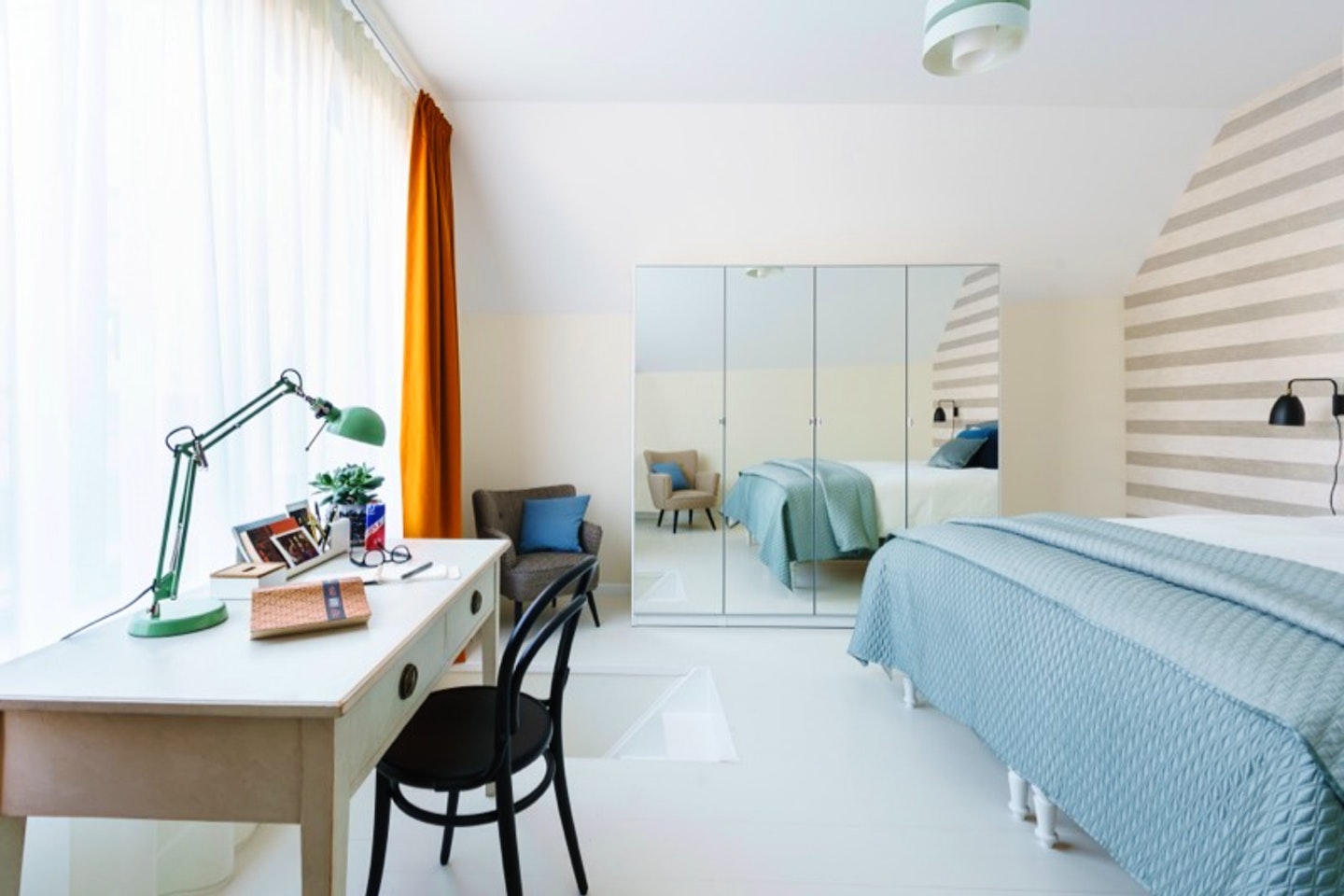 Cozy Room - 2