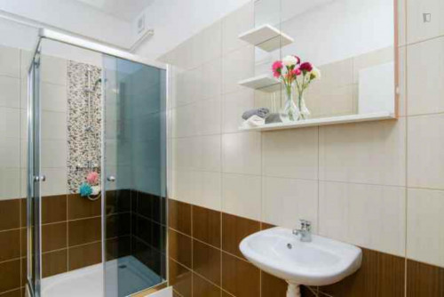 Sublime double bedroom near the Vltavská metro