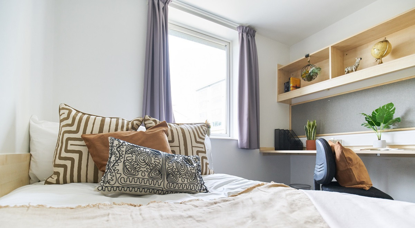  Premium En-Suite  -  The Green  - Gallery -  1