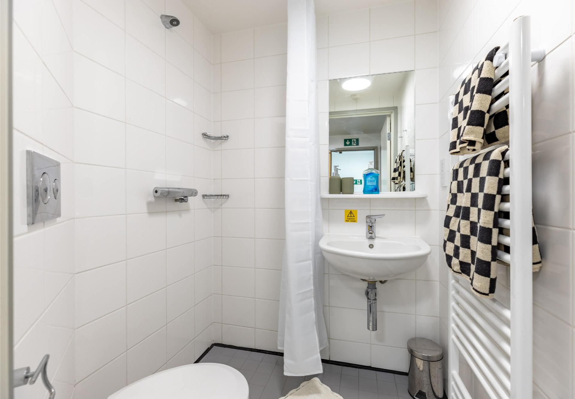  Classic Townhouse Room  -  The Green  - Gallery -  15