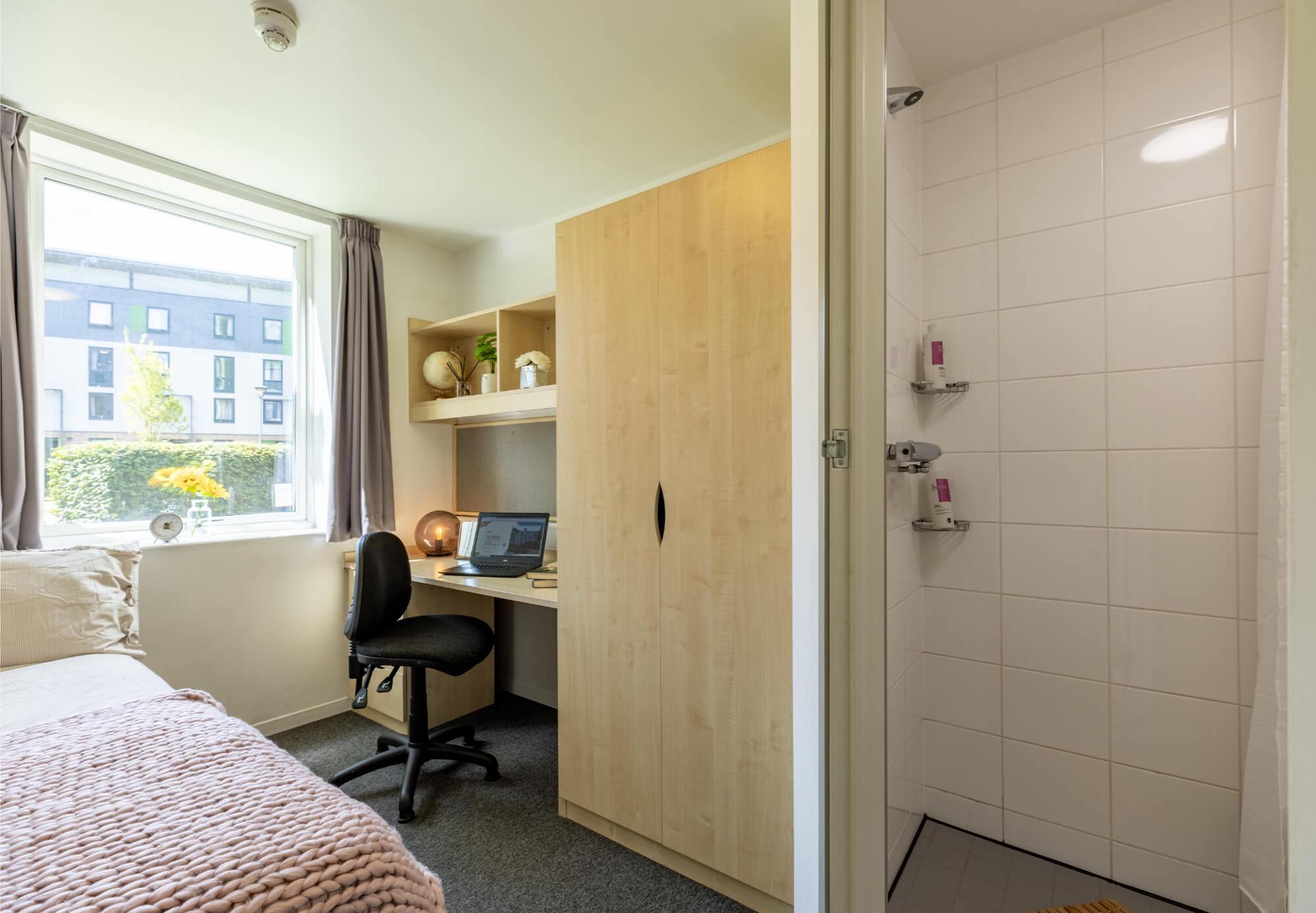  Classic En-Suite  -  The Green  - Gallery -  13