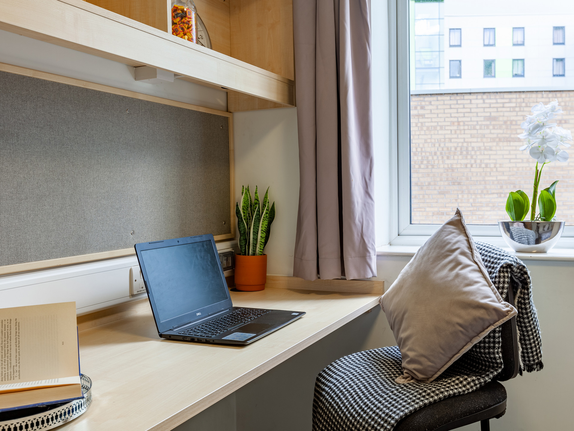  Deluxe Room  -  The Green  - Gallery -  7