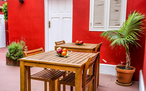 Renovated Complex w/ Workspace + Terrace