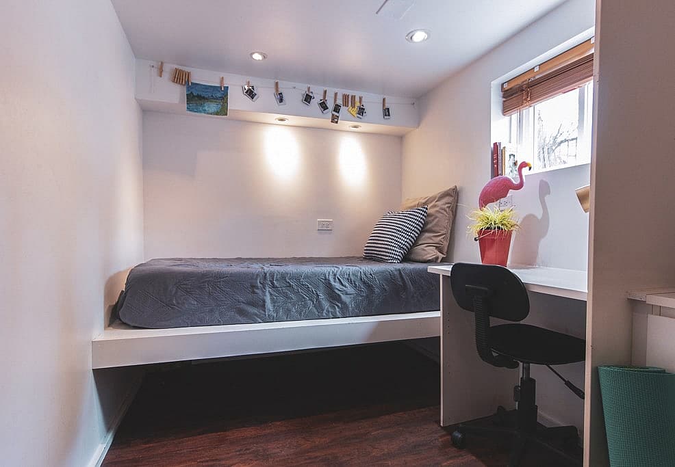Francis Bedroom - Trendy Style Residence w/ Coworking + Outdoor Area Apartment - Gallery - 8