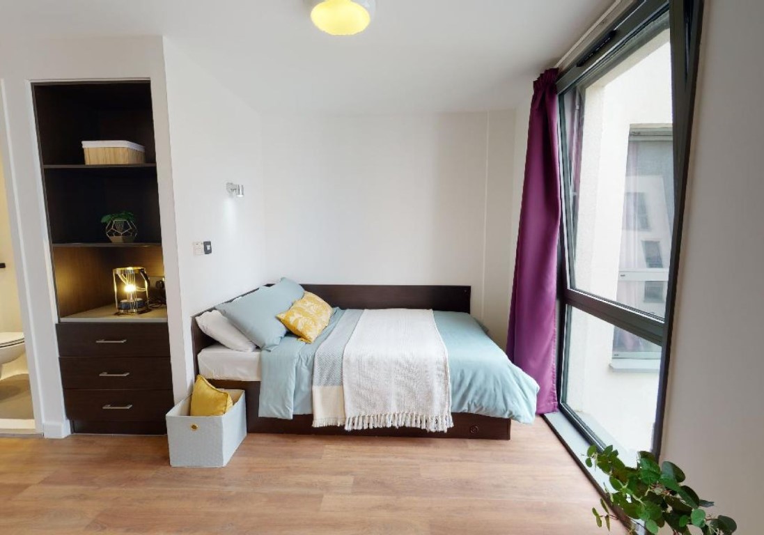  Platinum En-Suite  -  IQ Astor House  - Gallery -  1