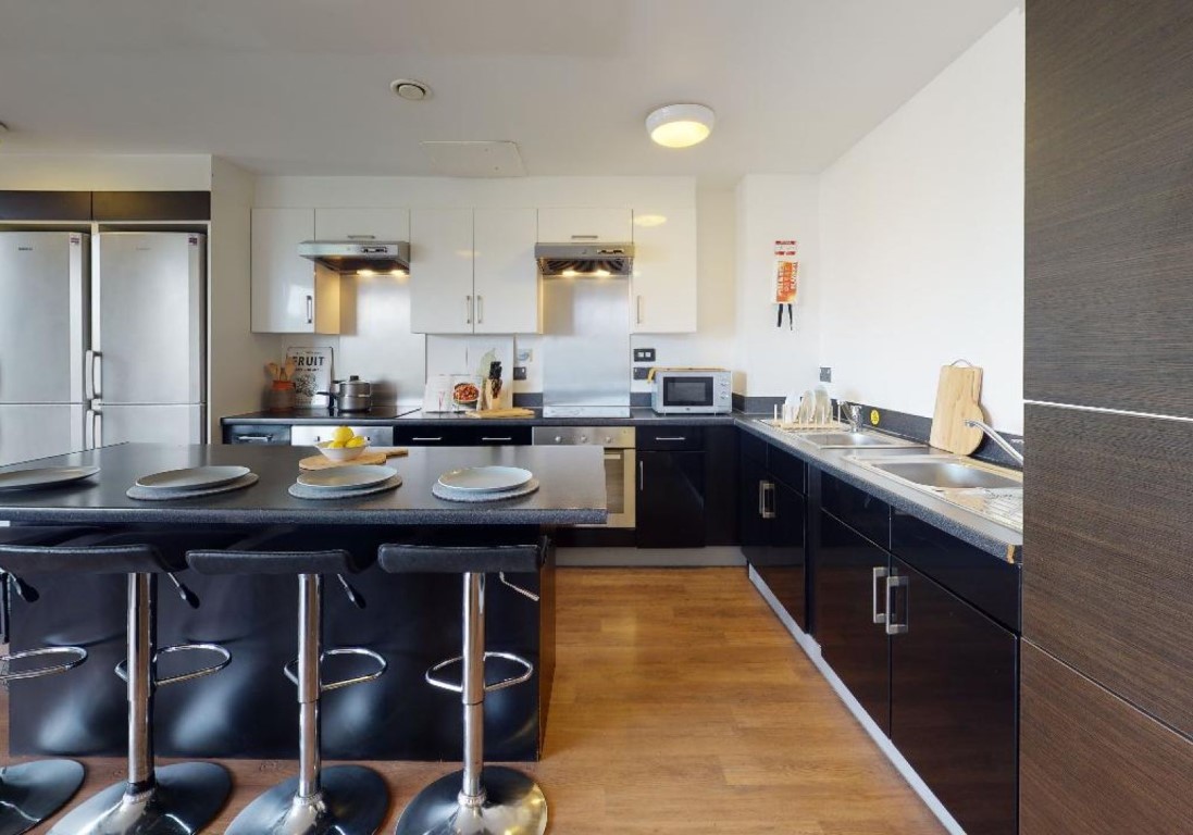  Platinum En-Suite  -  IQ Astor House  - Gallery -  2