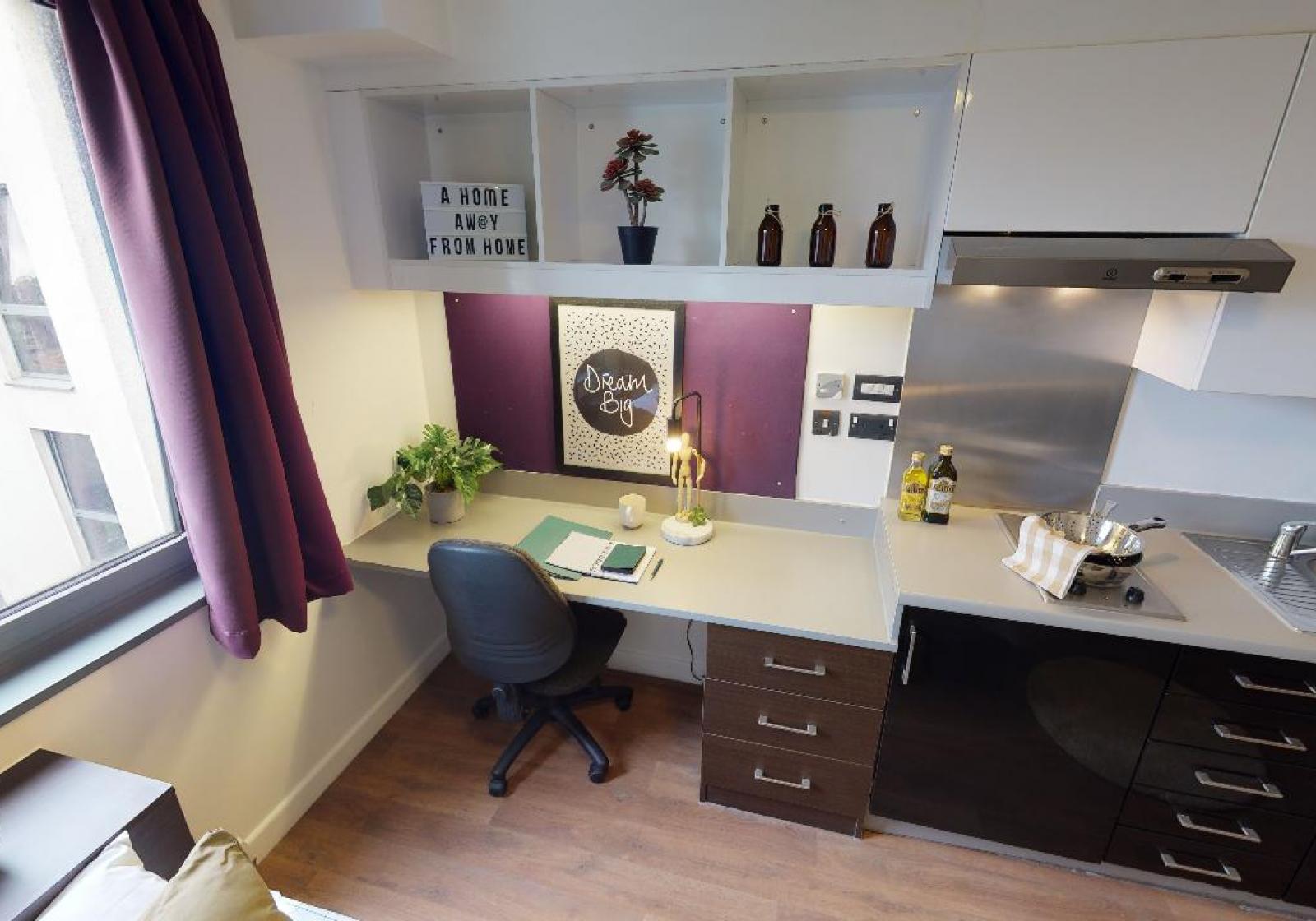  Bronze Studio  -  IQ Astor House  - Gallery -  2
