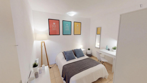 Nice double bedroom in Wazemmes