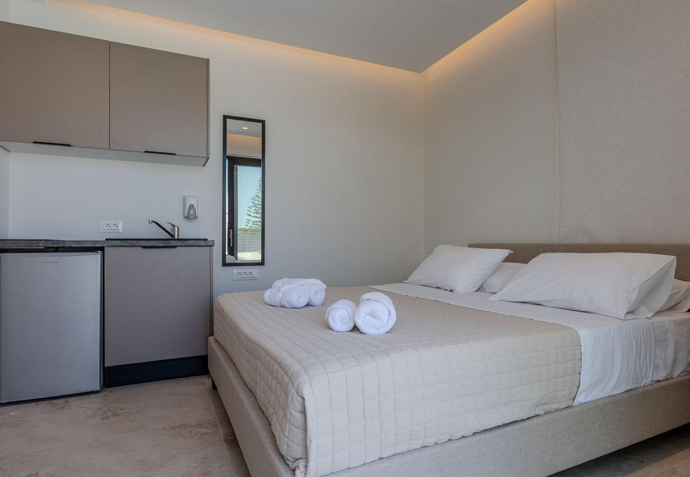  Double Room  -  Luxury villa near Rethymno  - Gallery -  5