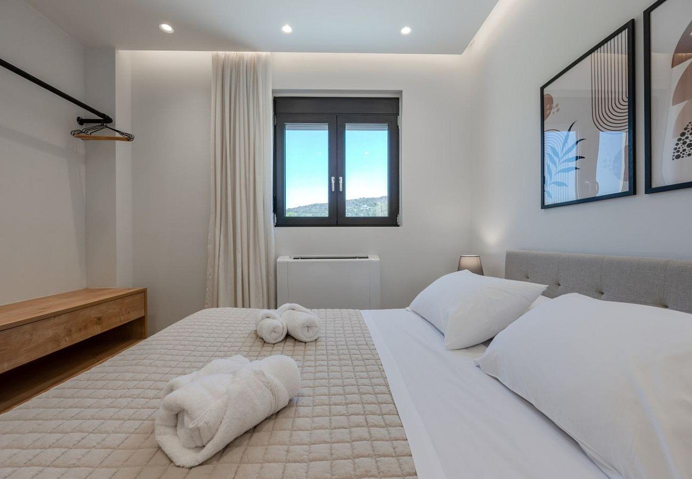  Double Room  -  Luxury villa near Rethymno  - Gallery -  8