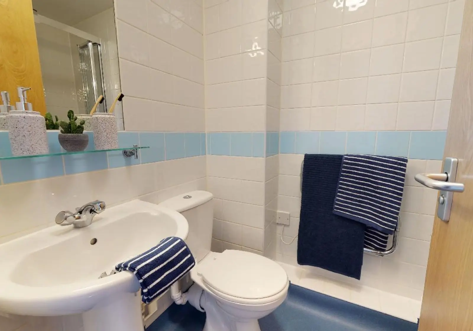  Silver En-Suite Plus  -  iQ Kopa  - Gallery -  5