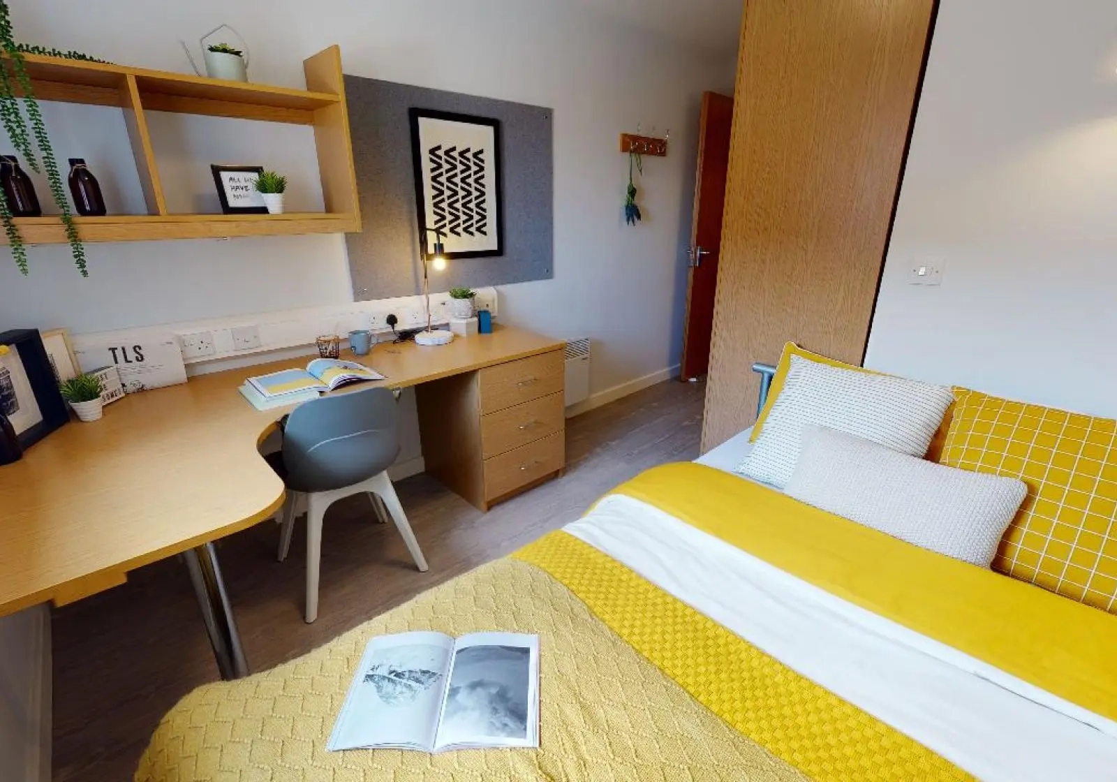  Silver En-Suite Plus  -  iQ Kopa  - Gallery -  1