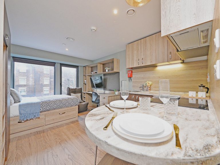 Deluxe Studio - Fontenoy Apartments - Gallery - 4