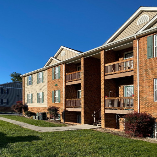 Willow Creek Radford - Gallery - 18