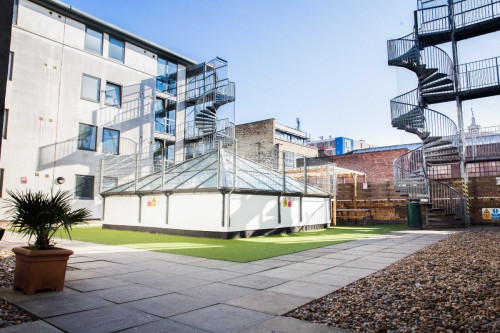 London Nest Don Gratton House - Flexible Tenancies