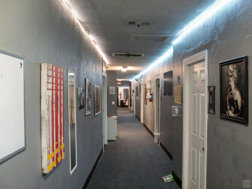South Flower Residence - Gallery - 173
