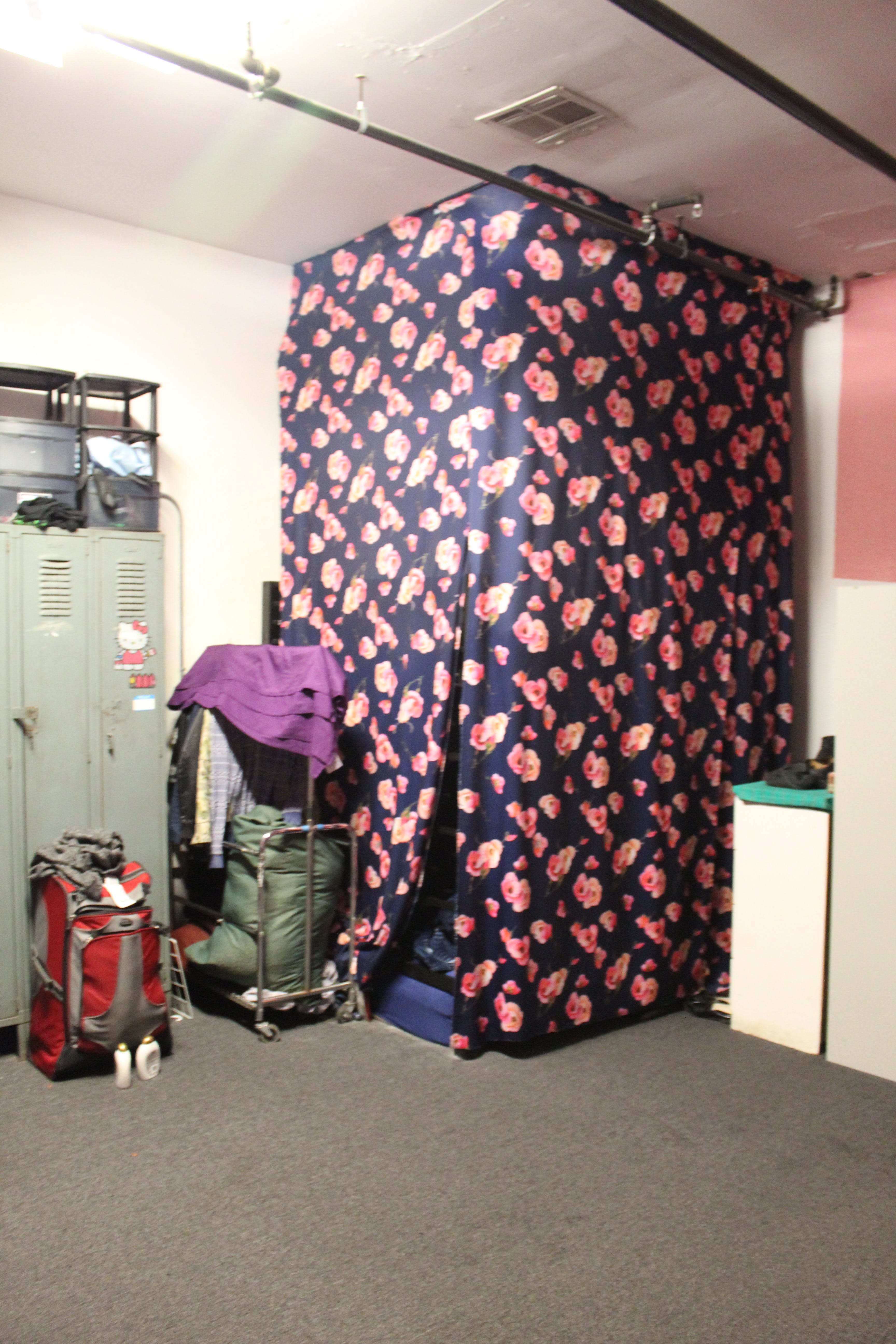  Bed In A 10-Bed Mixed Gender Room  -  Downtown Residence  - Gallery -  49