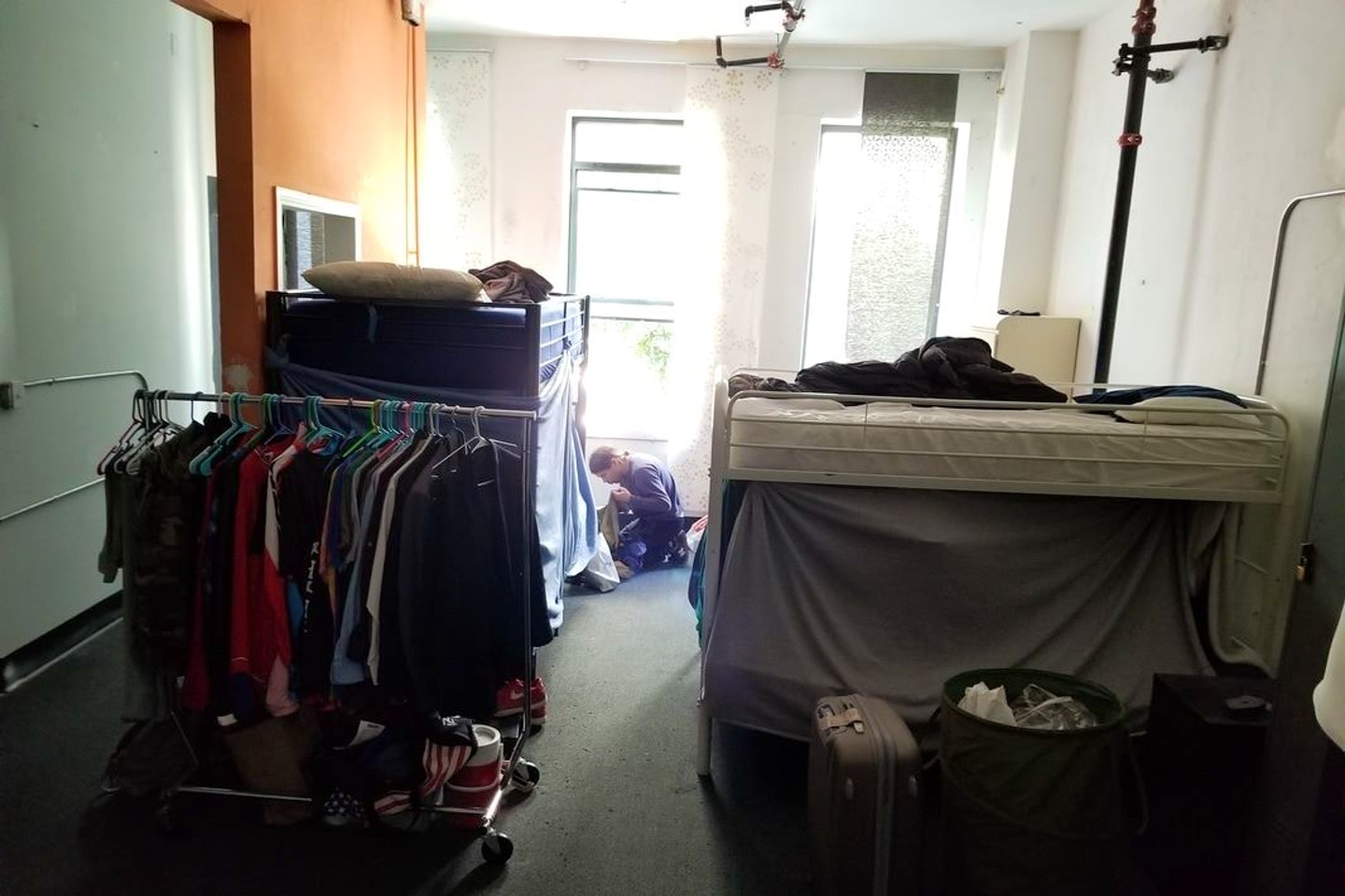  Bed In A 10-Bed Mixed Gender Room  -  Downtown Residence  - Gallery -  45