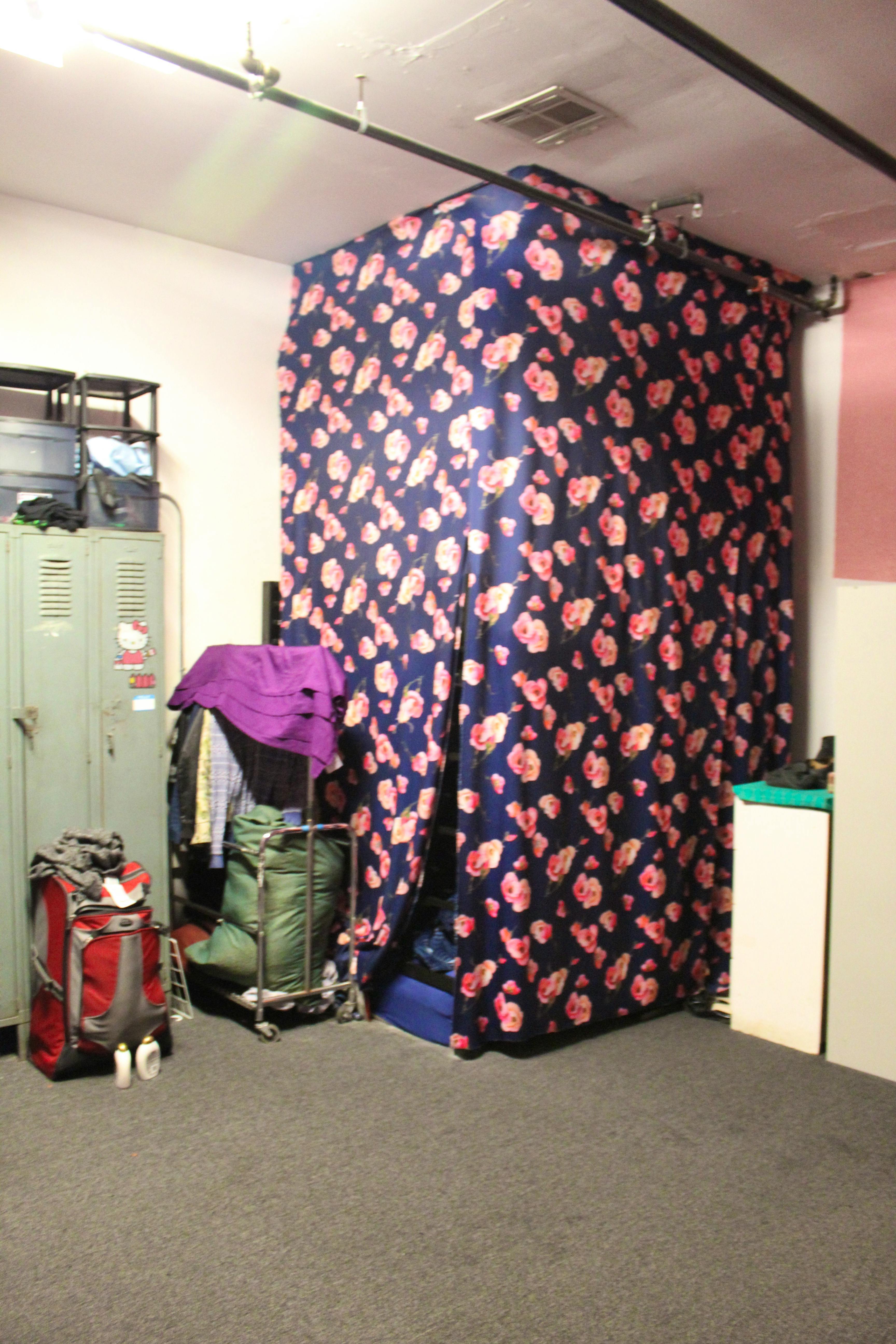  Bed In A 10-Bed Mixed Gender Room  -  Downtown Residence  - Gallery -  42