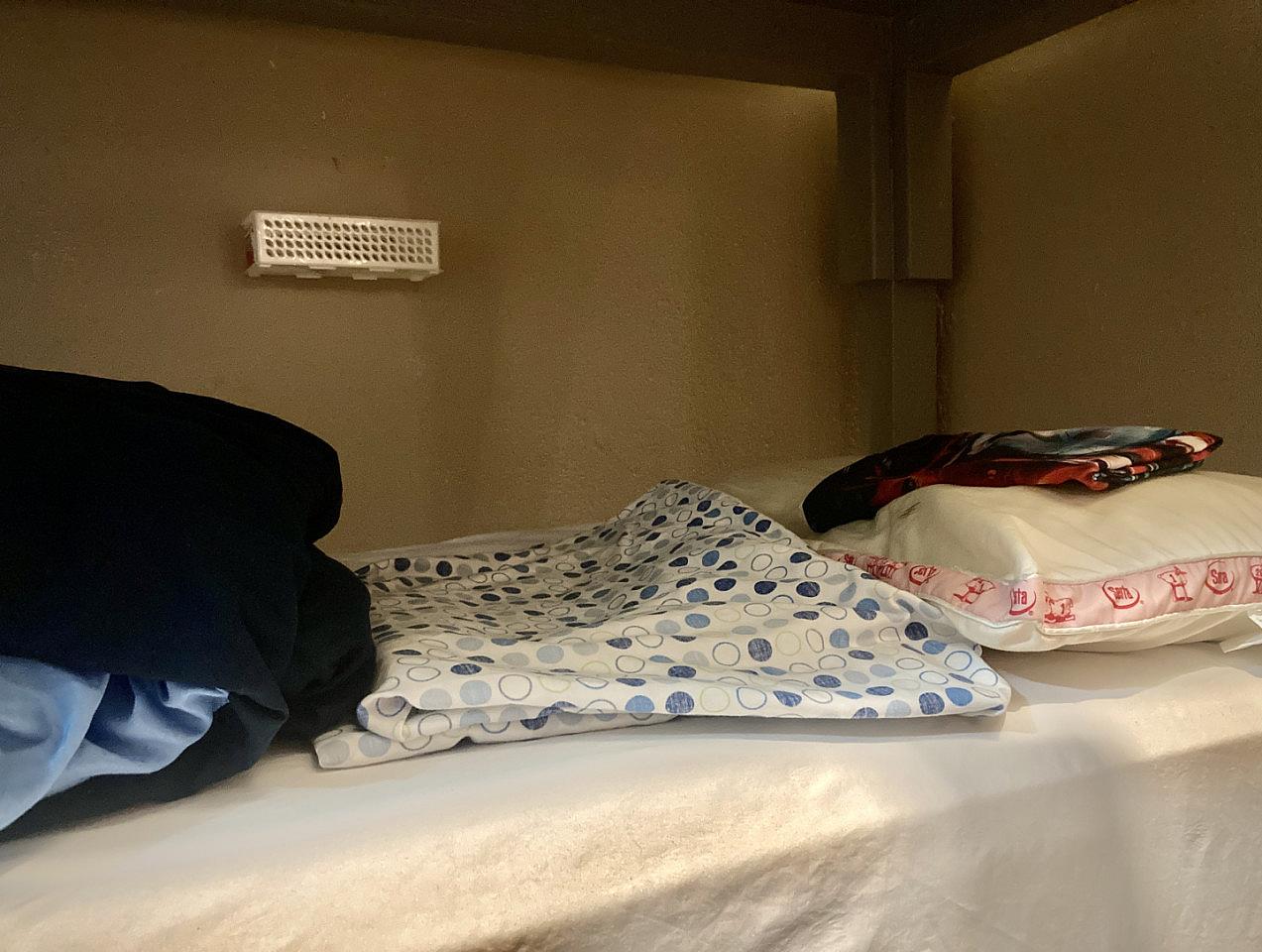  Bed In A 10-Bed Female Only Room  -  Downtown Residence  - Gallery -  6