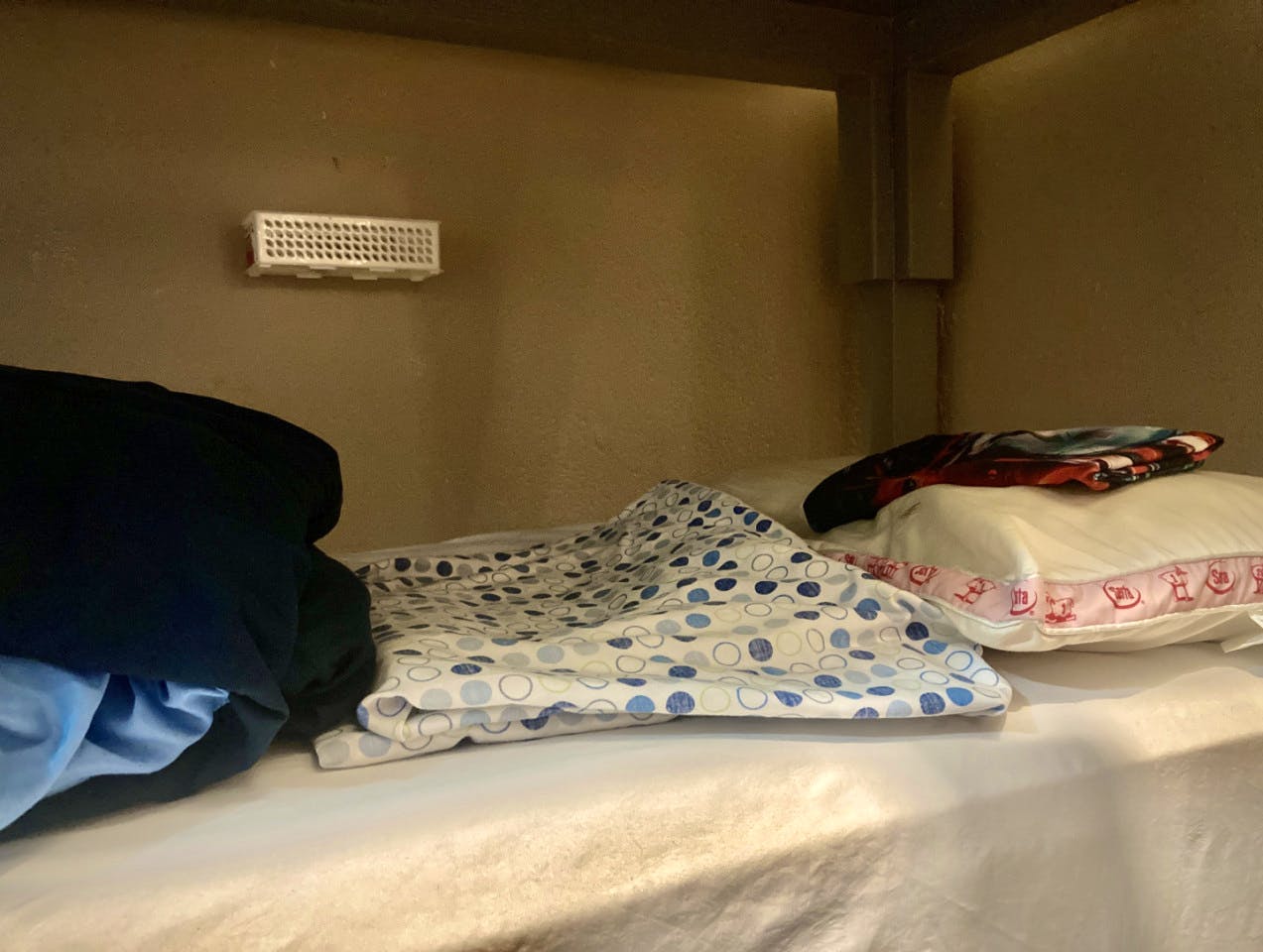  Bed In A 10-Bed Female Only Room  -  Downtown Residence  - Gallery -  14