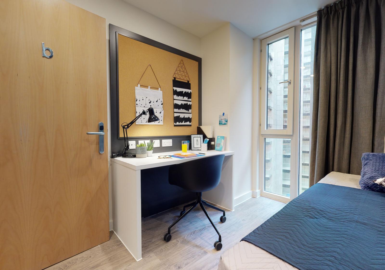  2 Bed Apartment  -  iQ Shoreditch  - Gallery -  2