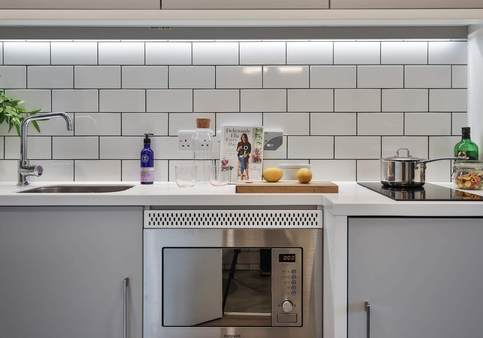  Bronze Studio  -  iQ Shoreditch  - Gallery -  3